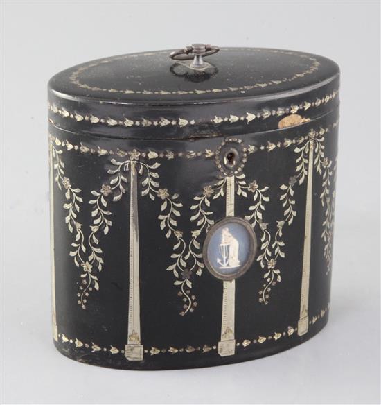 A George III silver inset papier mache tea caddy, height 4.75in.